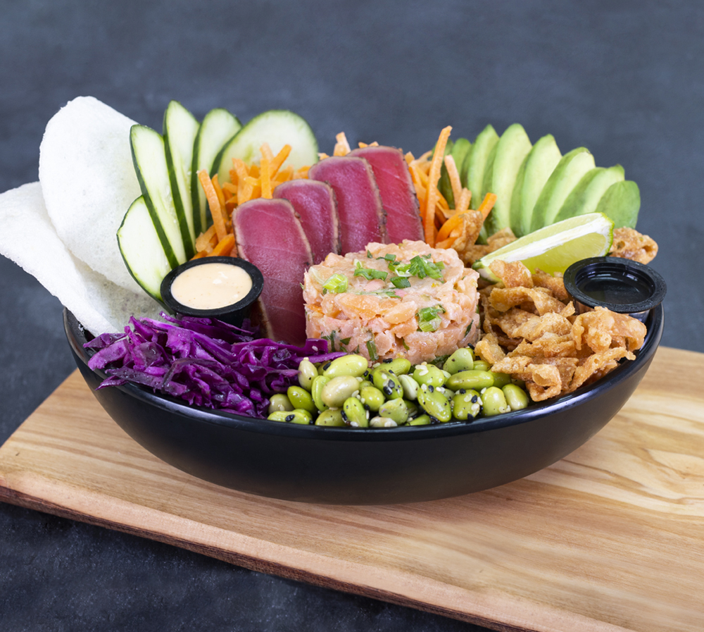 https://www.shakercuisineetmixologie.com/files/2018/12/plat_nouveau_poke_bowl_duo_tataki_saumon_5782_recadré-1.jpg